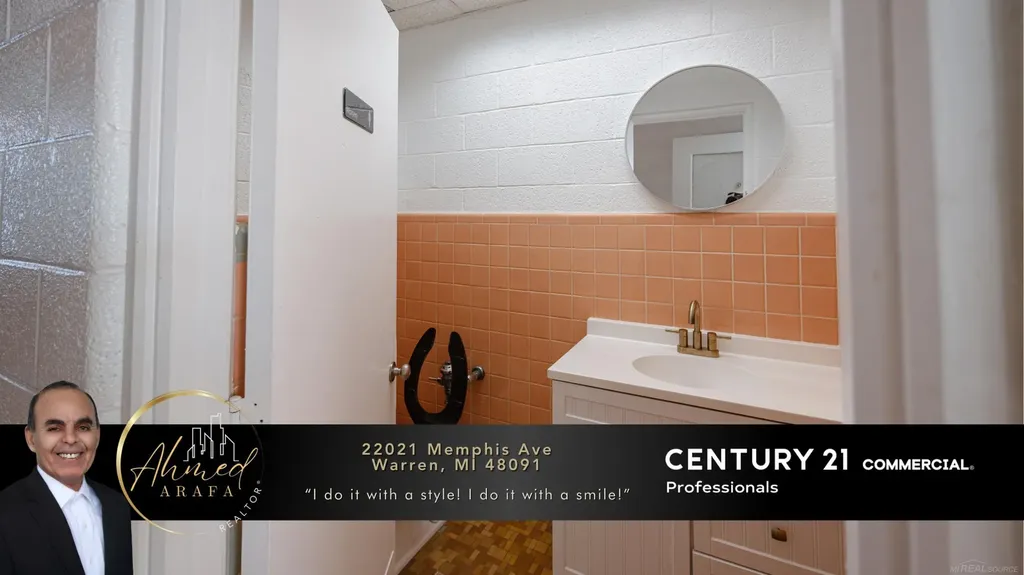 22021 Memphis Avenue Warren City MI 48091
