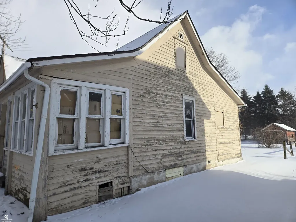204 Mary Street Yale City MI 48097