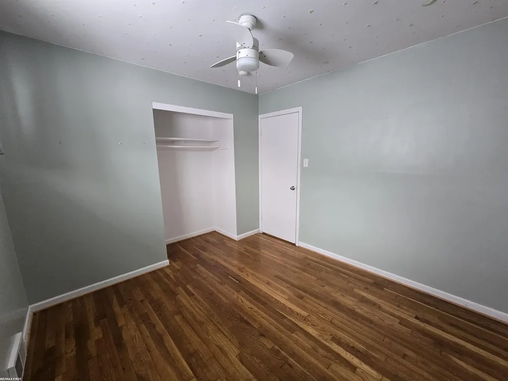22324 Spitzley Street Clinton Charter Township MI 48035
