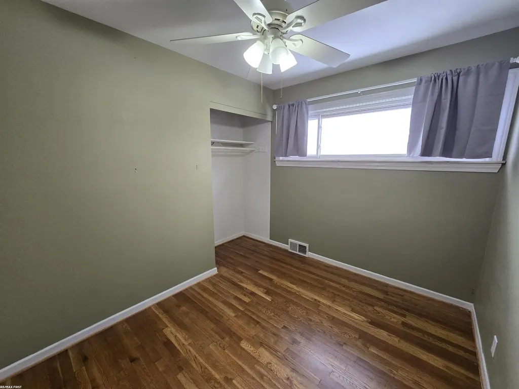 22324 Spitzley Street Clinton Charter Township MI 48035