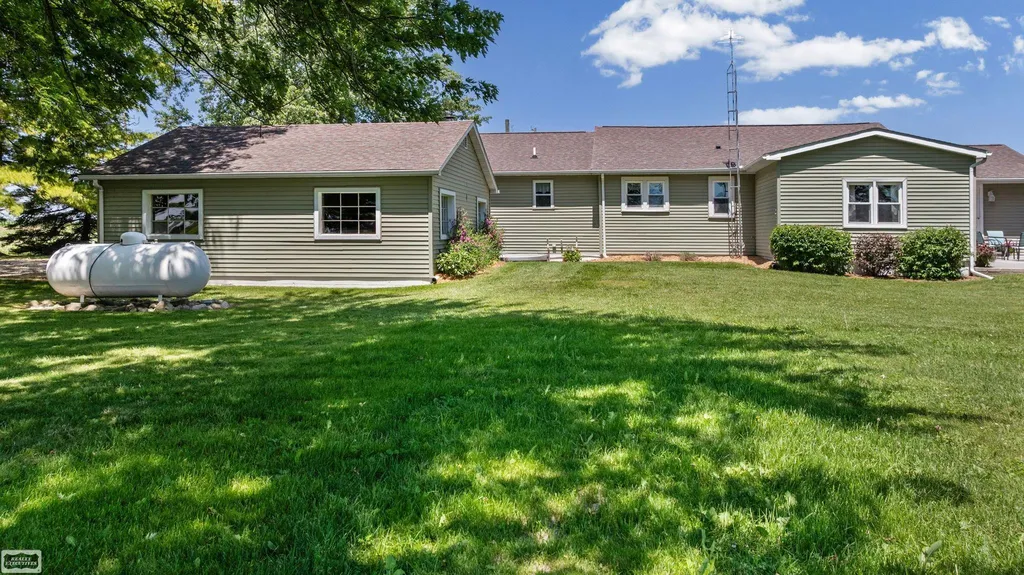 15687 Norman Road Lynn Township MI 48097