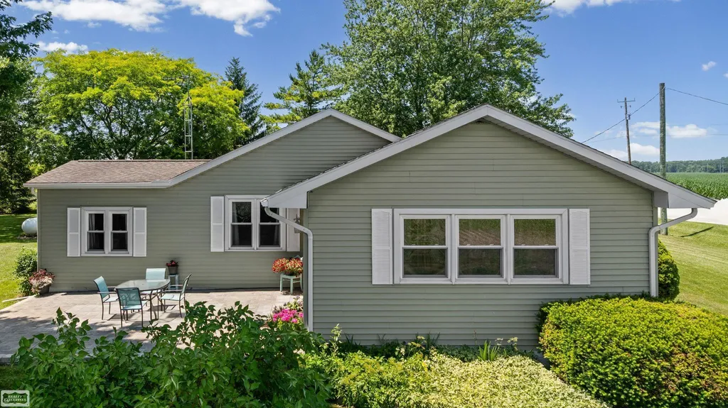 15687 Norman Road Lynn Township MI 48097
