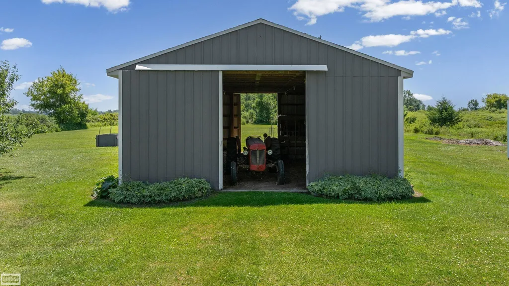 15687 Norman Road Lynn Township MI 48097