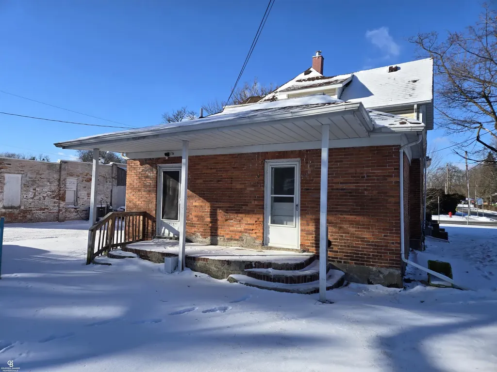 202 S Main Street Yale City MI 48097