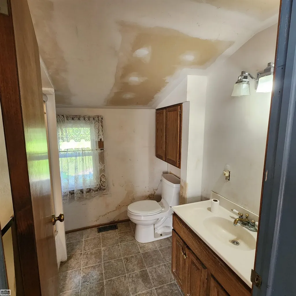 73385 Floral Street Armada Village MI 48005