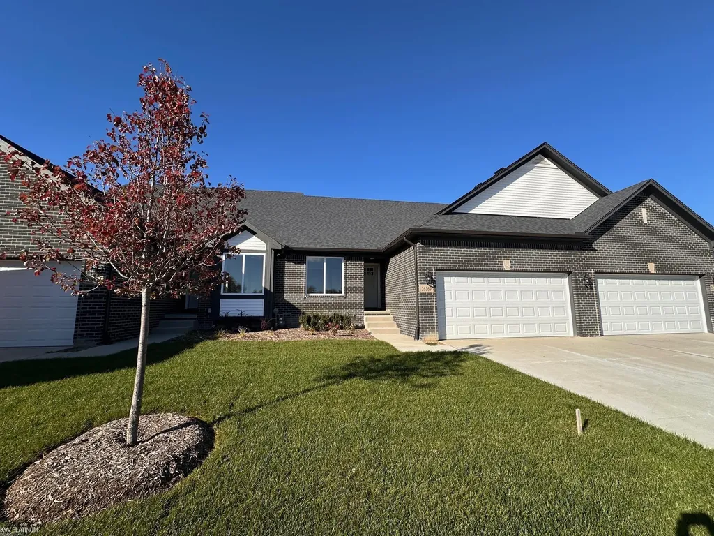 26177 Juliagrove Lane Chesterfield Township MI 48051
