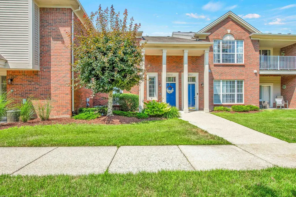51719 Adler Park Drive Chesterfield Township MI 48051