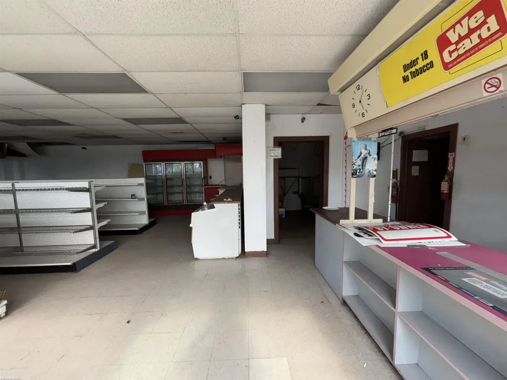 10 Gratiot Boulevard Marysville City MI 48040