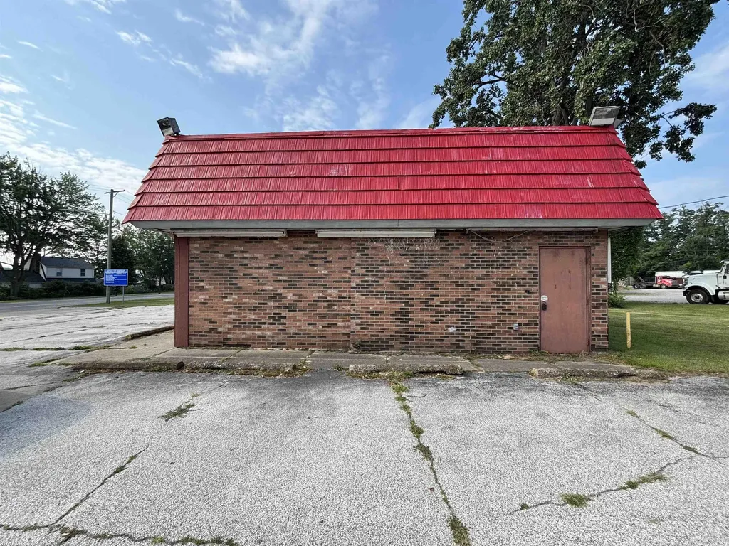 10 Gratiot Boulevard Marysville City MI 48040