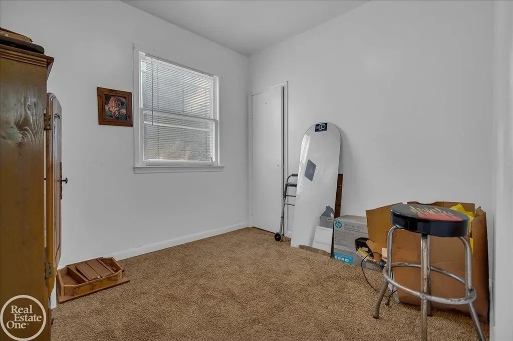 39554 Jefferson Avenue Harrison Charter Township MI 48045