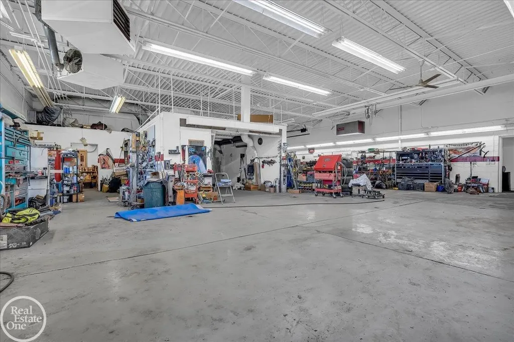 39554 Jefferson Avenue Harrison Charter Township MI 48045