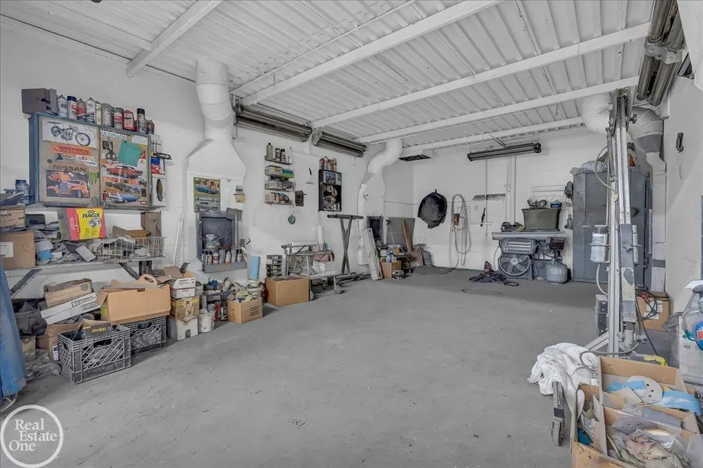 39554 Jefferson Avenue Harrison Charter Township MI 48045