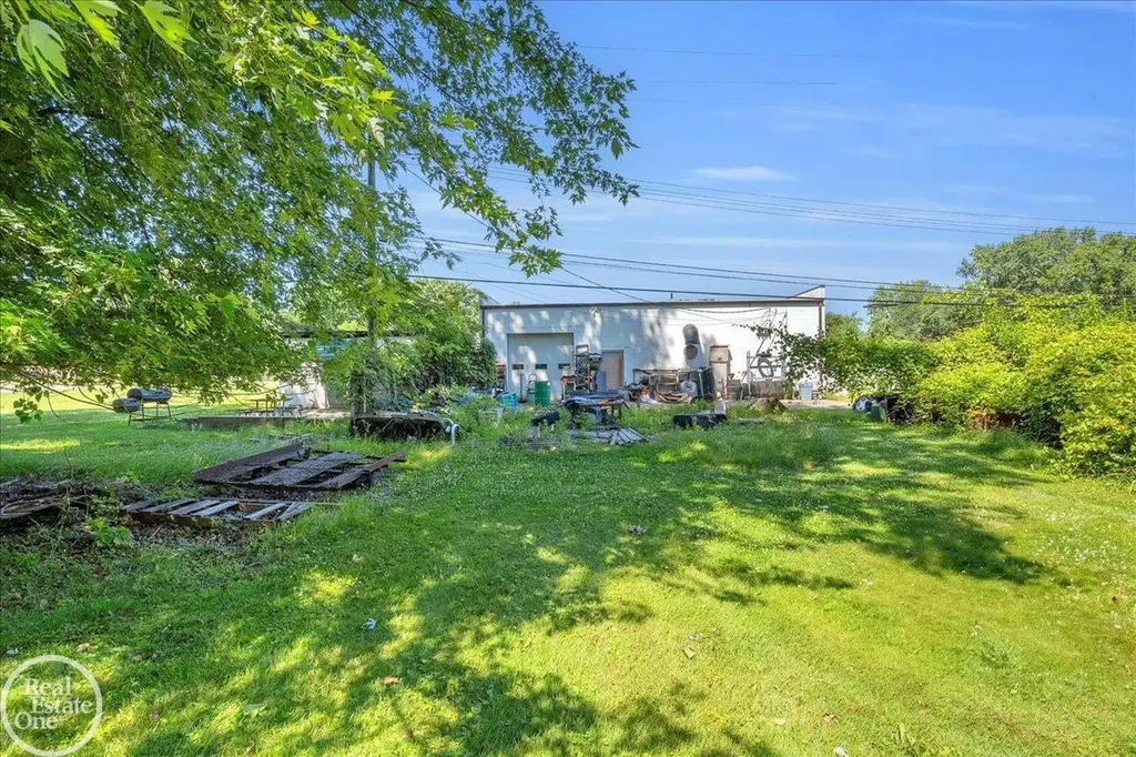 39554 Jefferson Avenue Harrison Charter Township MI 48045
