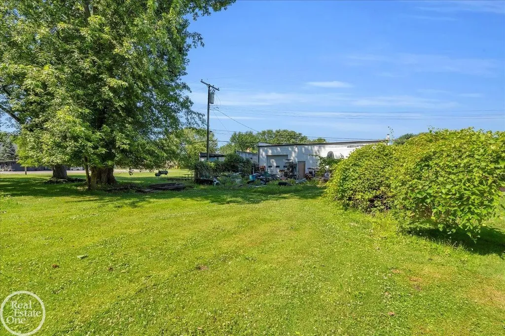39554 Jefferson Avenue Harrison Charter Township MI 48045