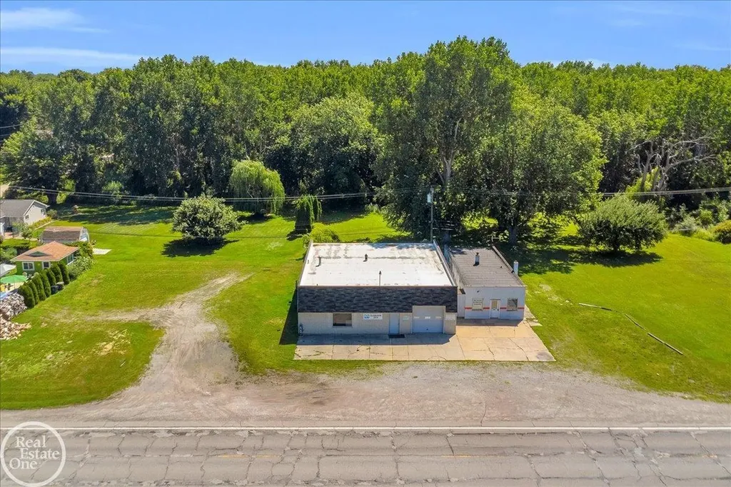 39554 Jefferson Avenue Harrison Charter Township MI 48045