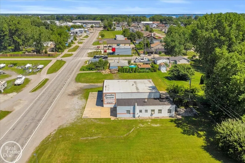 39554 Jefferson Avenue Harrison Charter Township MI 48045