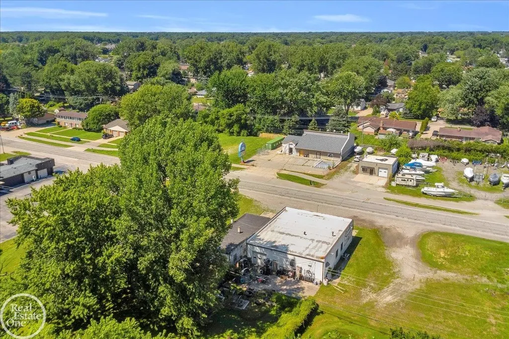 39554 Jefferson Avenue Harrison Charter Township MI 48045
