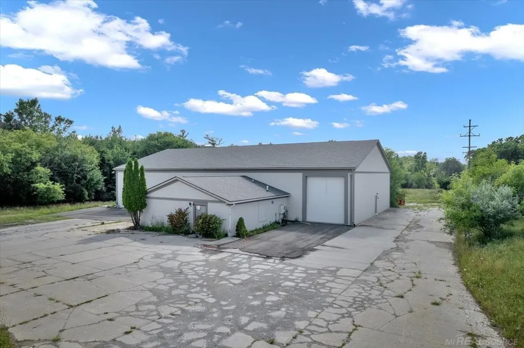 1500 Mcmillan Road Shiawassee Township MI 48867