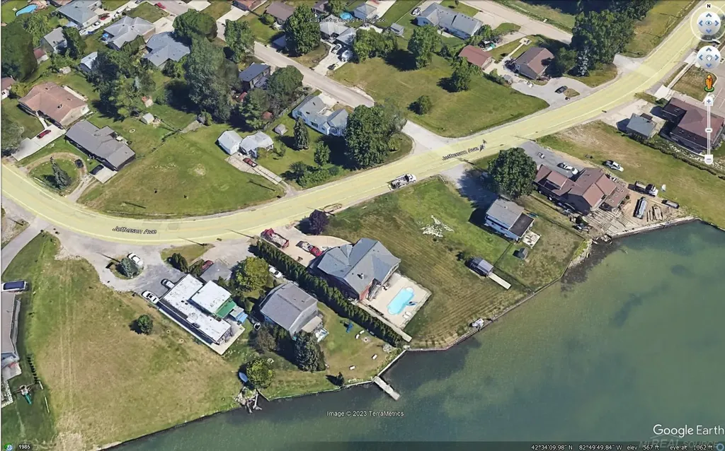37240 Jefferson Avenue Harrison Charter Township MI 48045