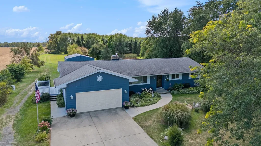 21550 Irwin Road Armada Township MI 48005