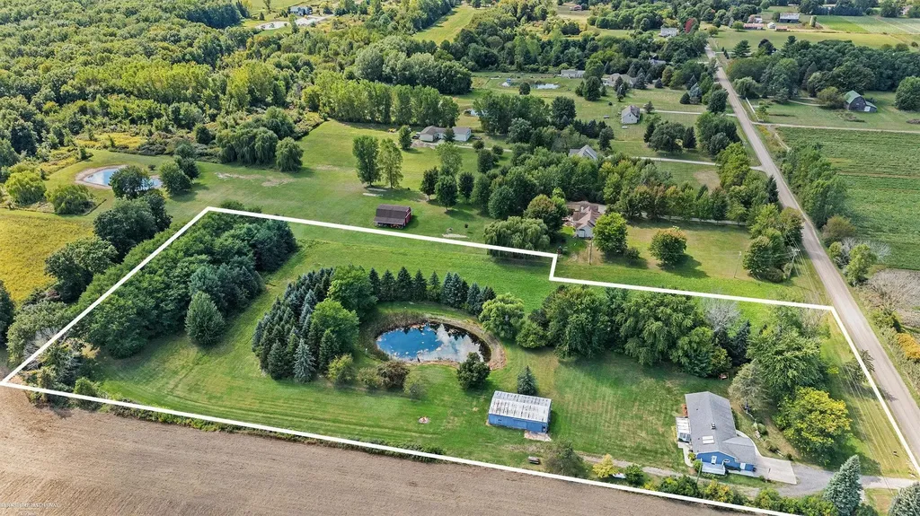21550 Irwin Road Armada Township MI 48005