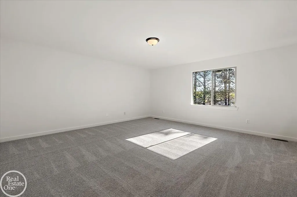 22138 Grove Drive Macomb Township MI 48042