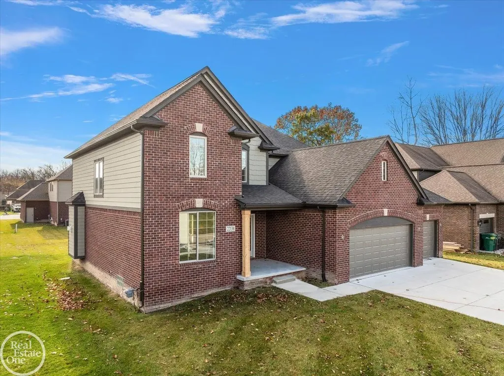 22138 Grove Drive Macomb Township MI 48042