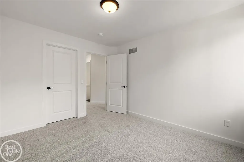 22138 Grove Drive Macomb Township MI 48042