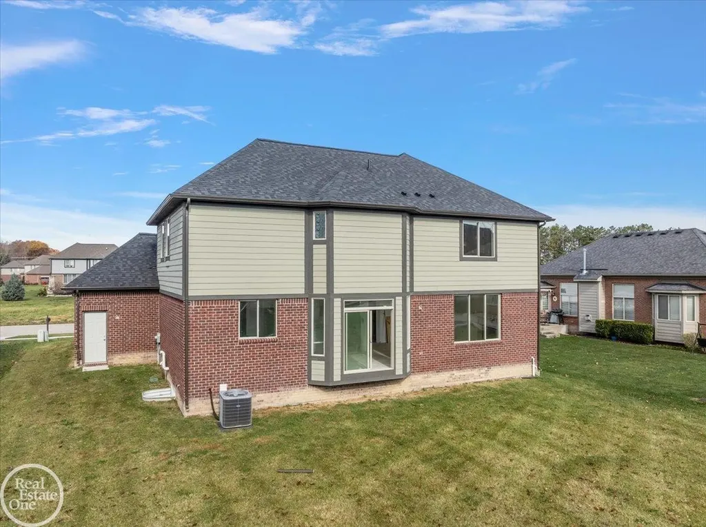 22138 Grove Drive Macomb Township MI 48042