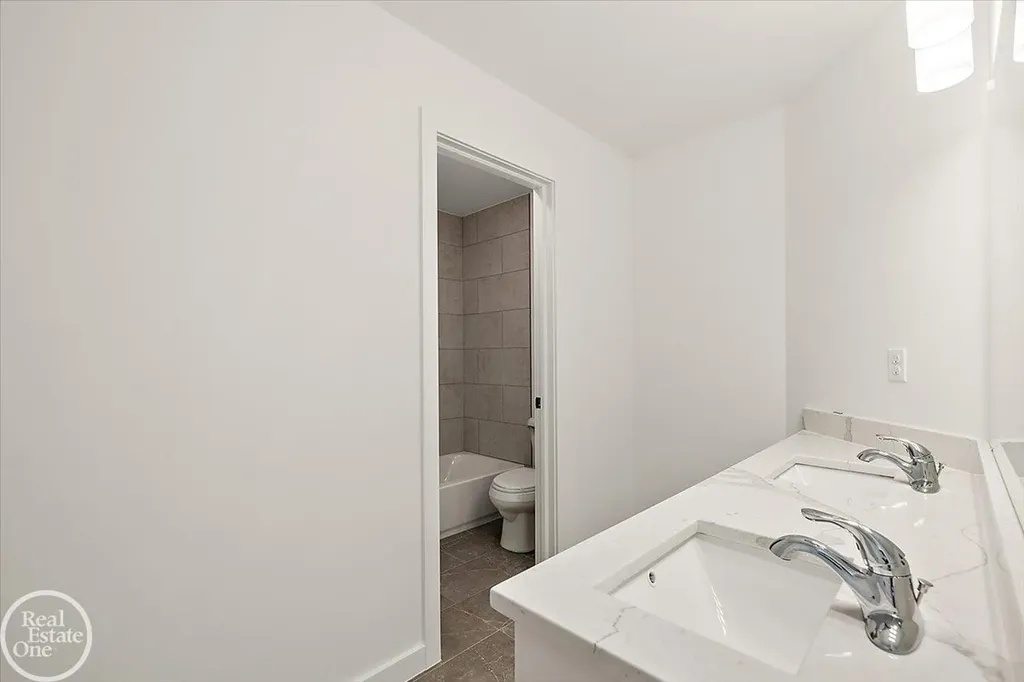 50567 Summit View Drive Macomb Township MI 48042