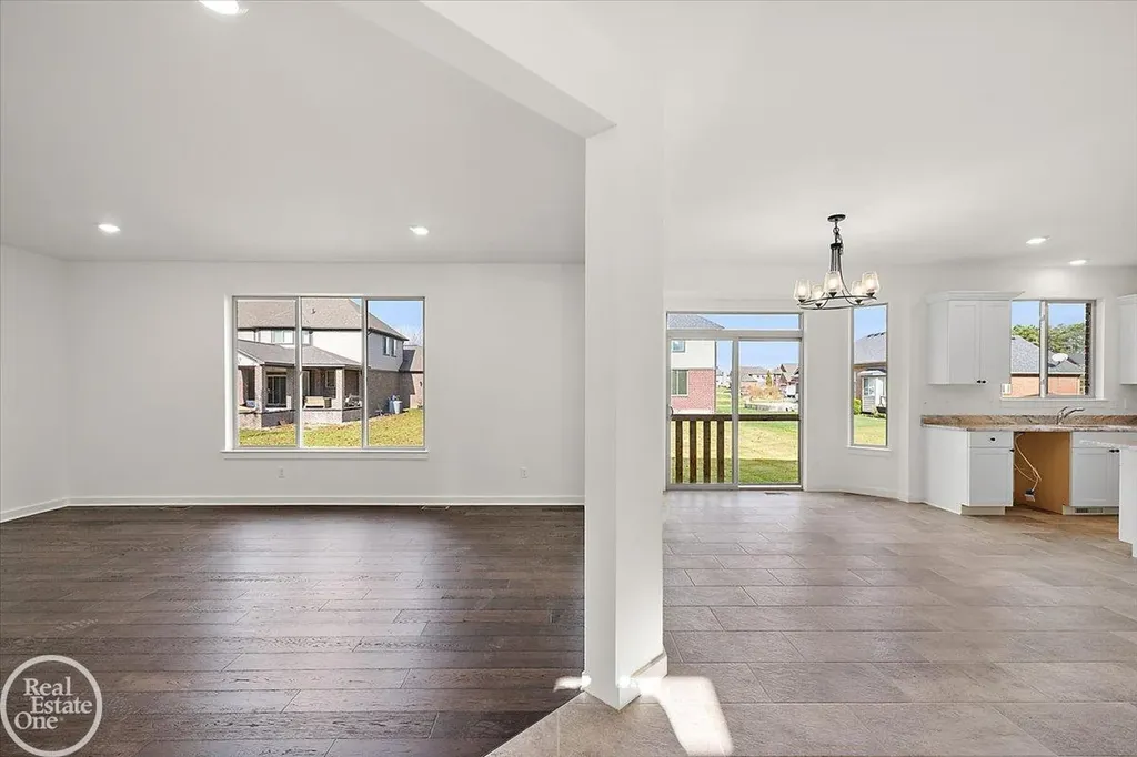 22121 Tahquamenon Court Macomb Township MI 48042