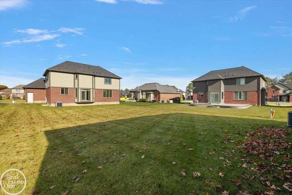 22121 Tahquamenon Court Macomb Township MI 48042