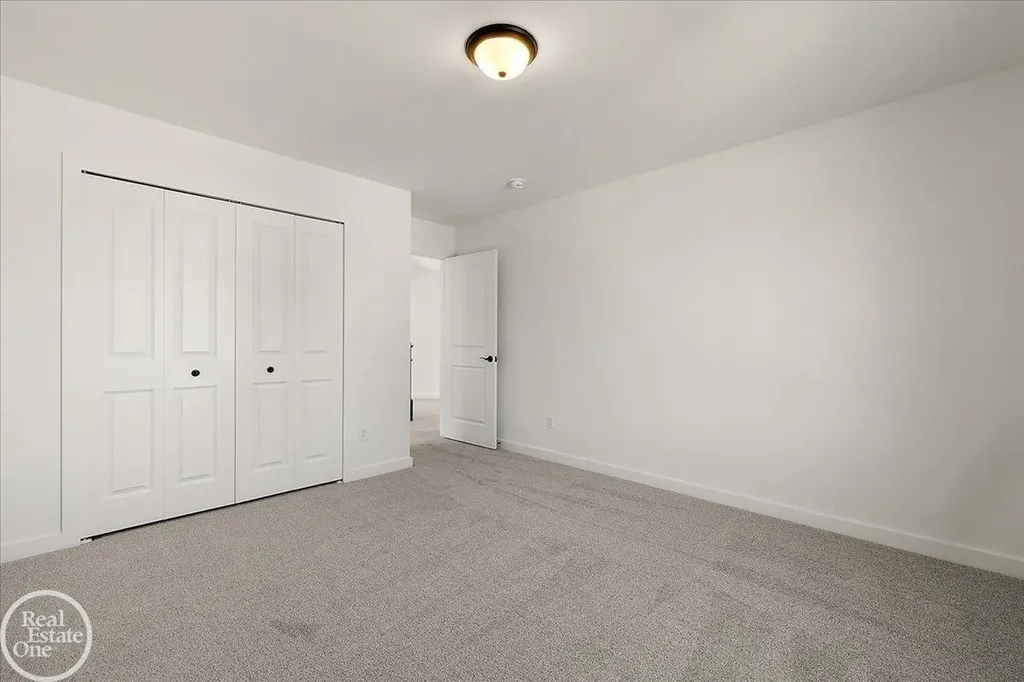 50606 Summit View Drive Macomb Township MI 48042