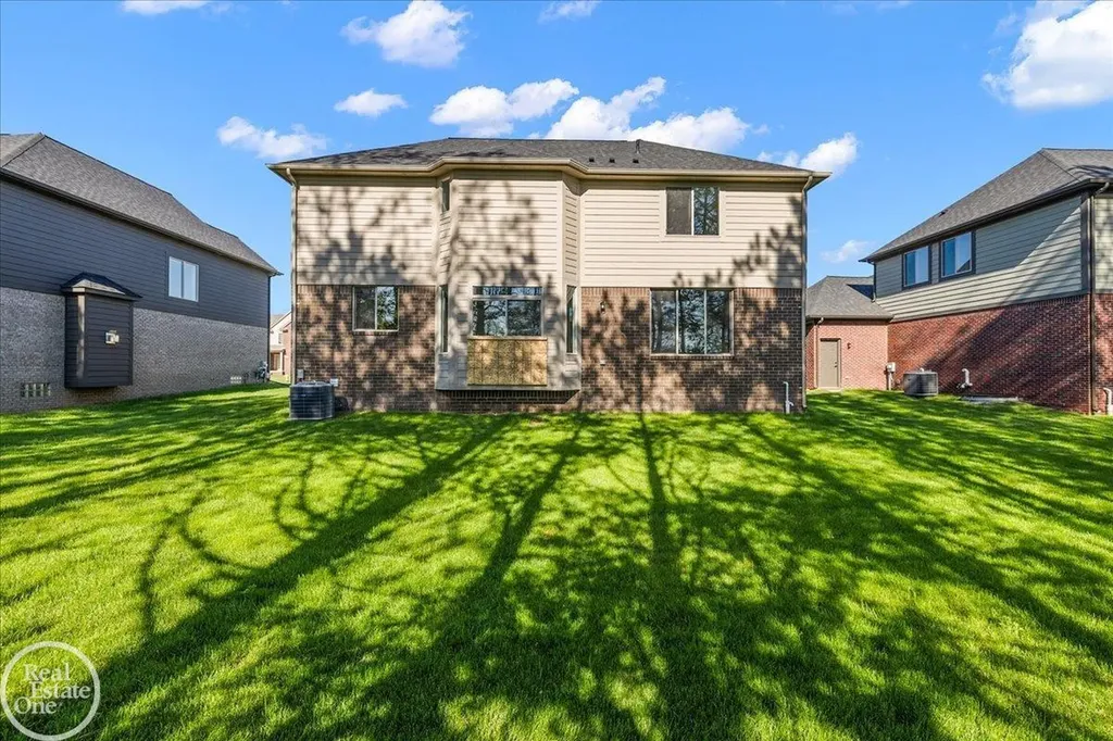 50606 Summit View Drive Macomb Township MI 48042
