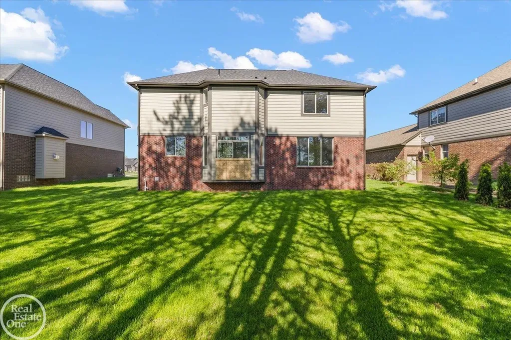 50632 Summit View Drive Macomb Township MI 48042