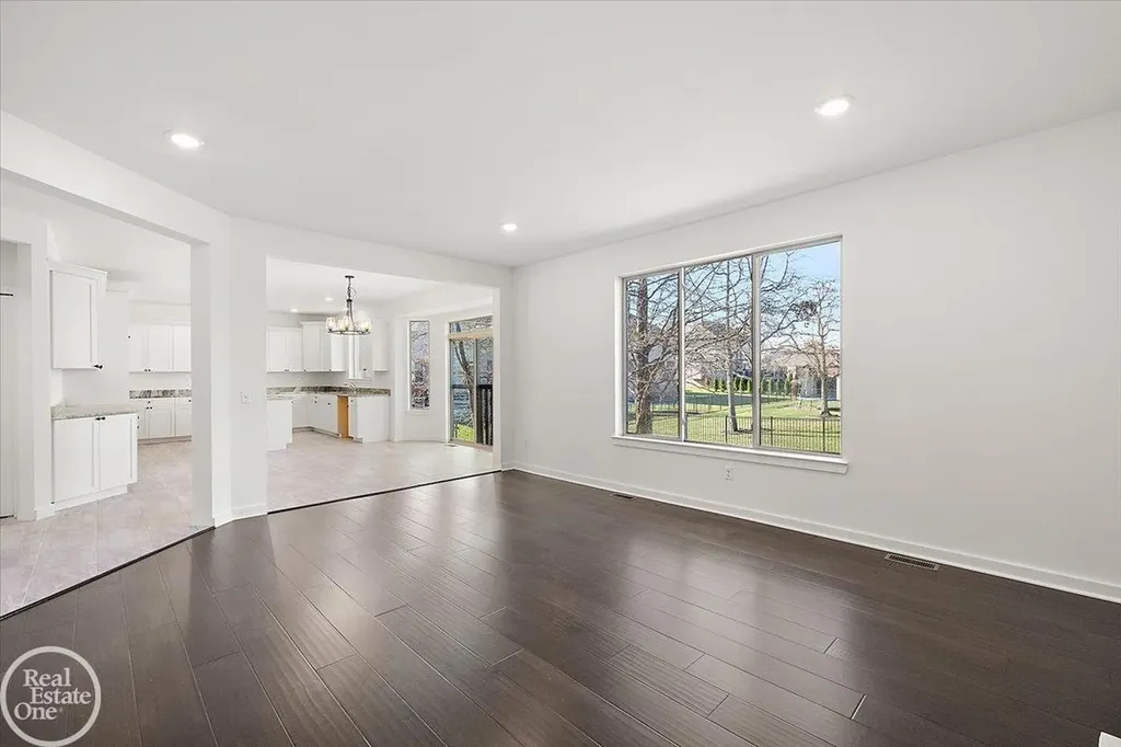 50529 Summit View Drive Macomb Township MI 48042