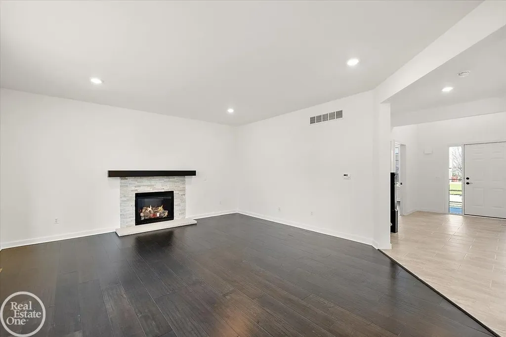 50529 Summit View Drive Macomb Township MI 48042