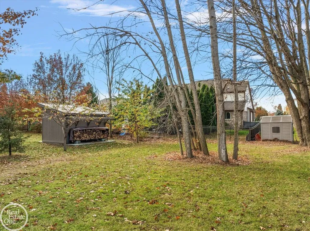 22106 Grove Drive Macomb Township MI 48042