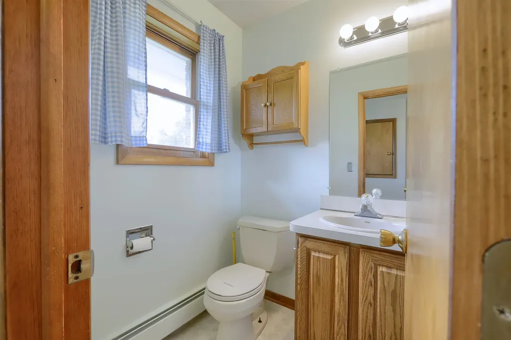 2734 E Wattles Road Troy City MI 48085