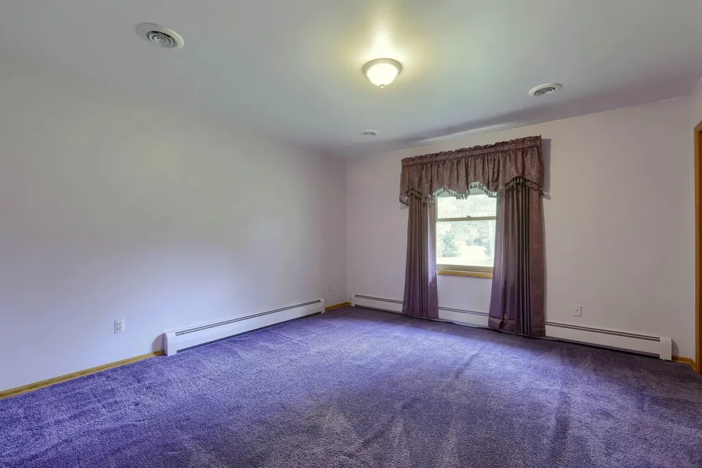 2734 E Wattles Road Troy City MI 48085