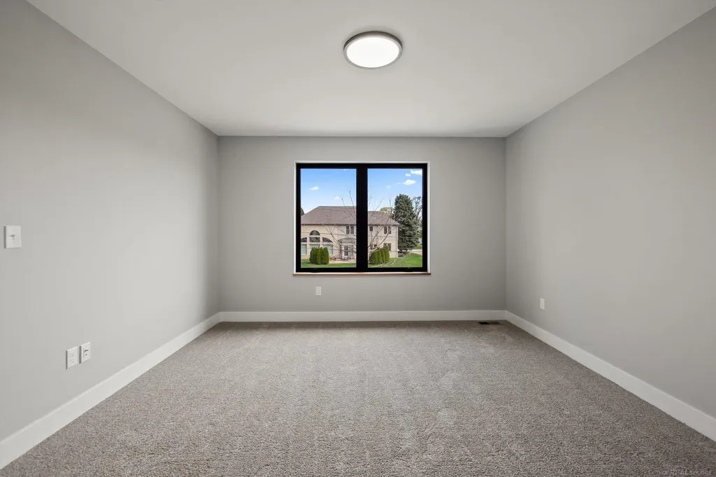 5811 Heights Drive Sterling Heights City MI 48314