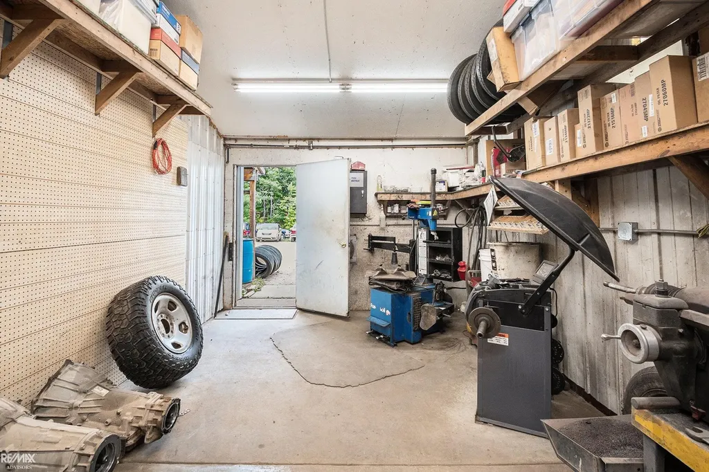 5557 N Red Oak Road Greenwood Township MI 49756