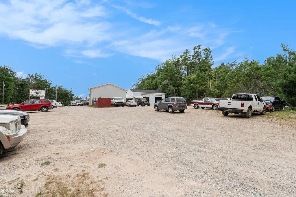 5557 N Red Oak Road Greenwood Township MI 49756