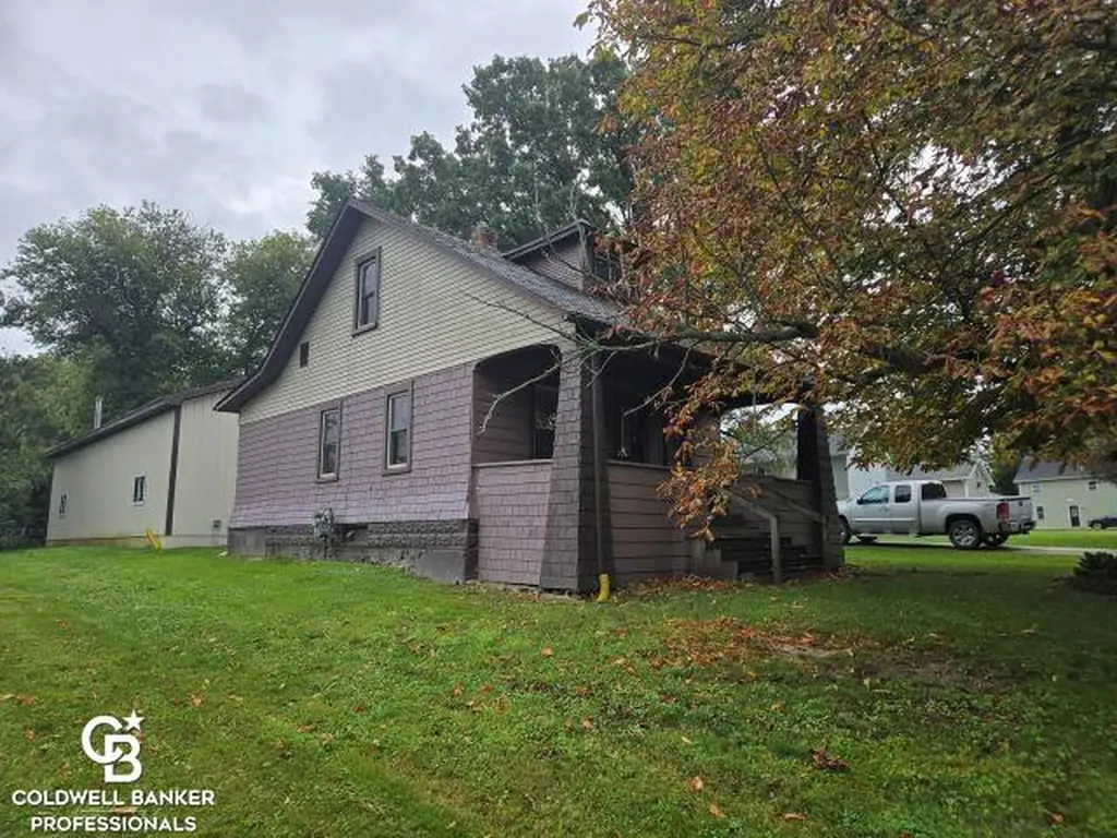 5645 Mill Street Peck Village MI 48466