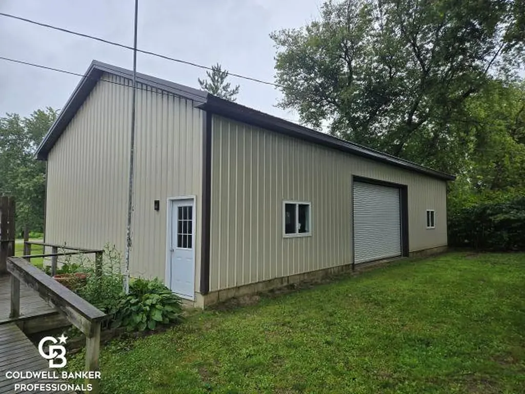 5645 Mill Street Peck Village MI 48466