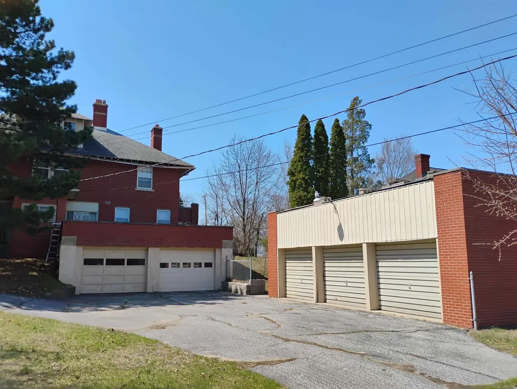1106 State Street Bay City City MI 48706