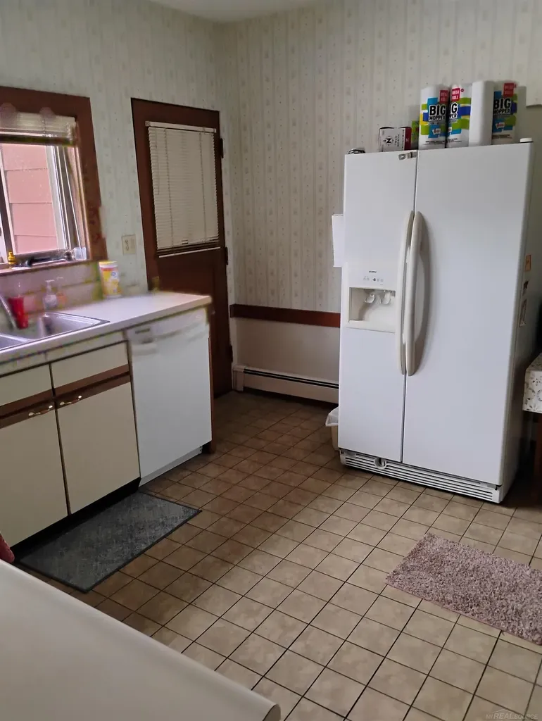 1106 State Street Bay City City MI 48706