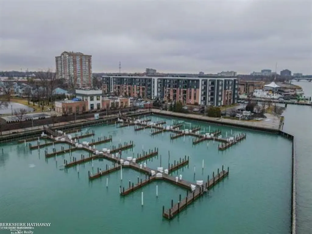 250 E Harbortown #1110 Drive Detroit City MI 48207