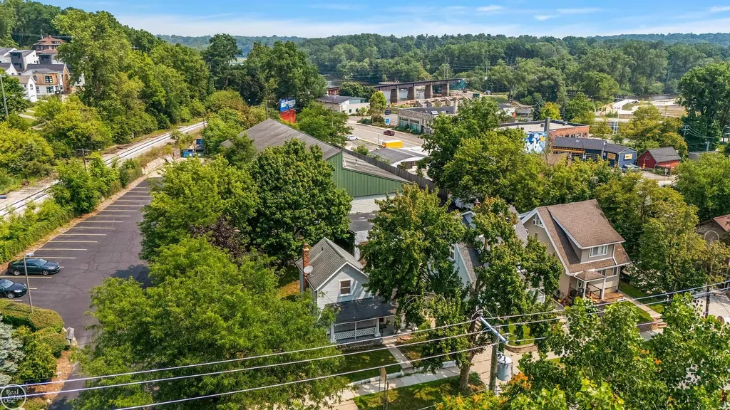 118 W Summit Street Ann Arbor City MI 48103