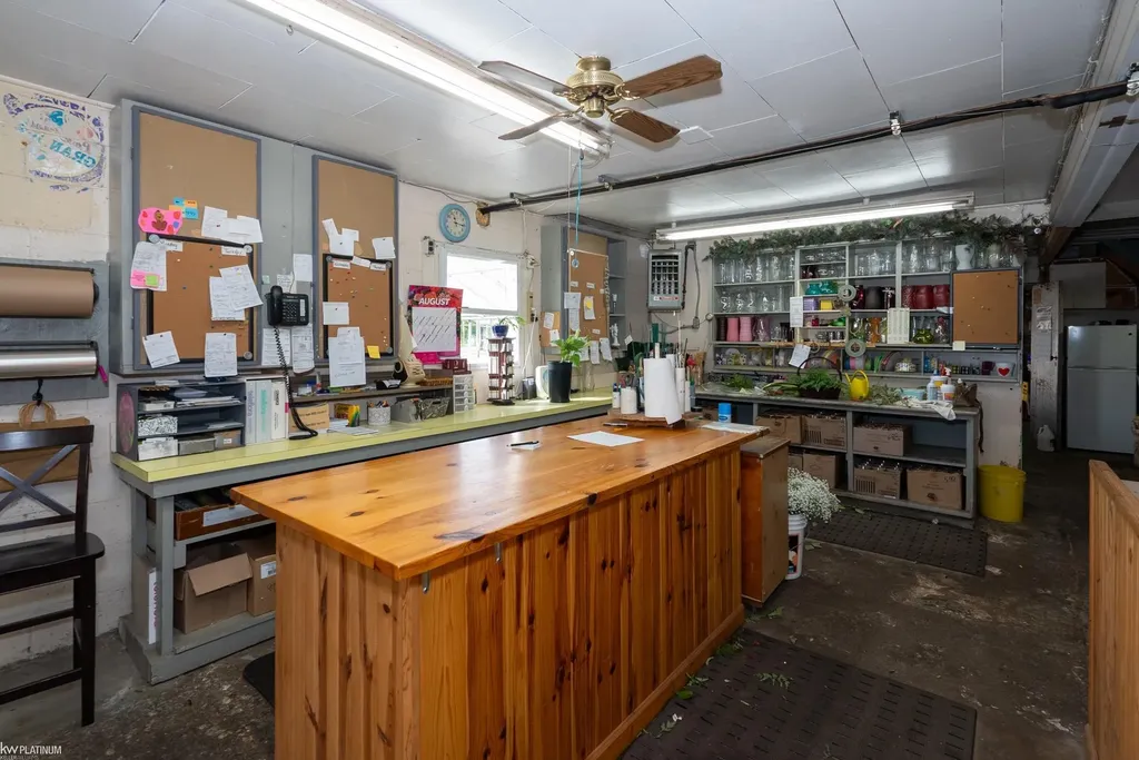 180 Davis Street Croswell City MI 48422